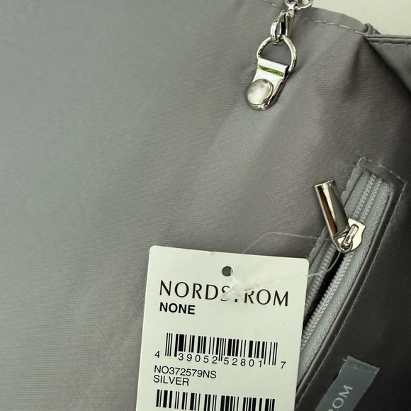 Silver Nordstrom evening clutch with chain strap - Picture 4 of 7